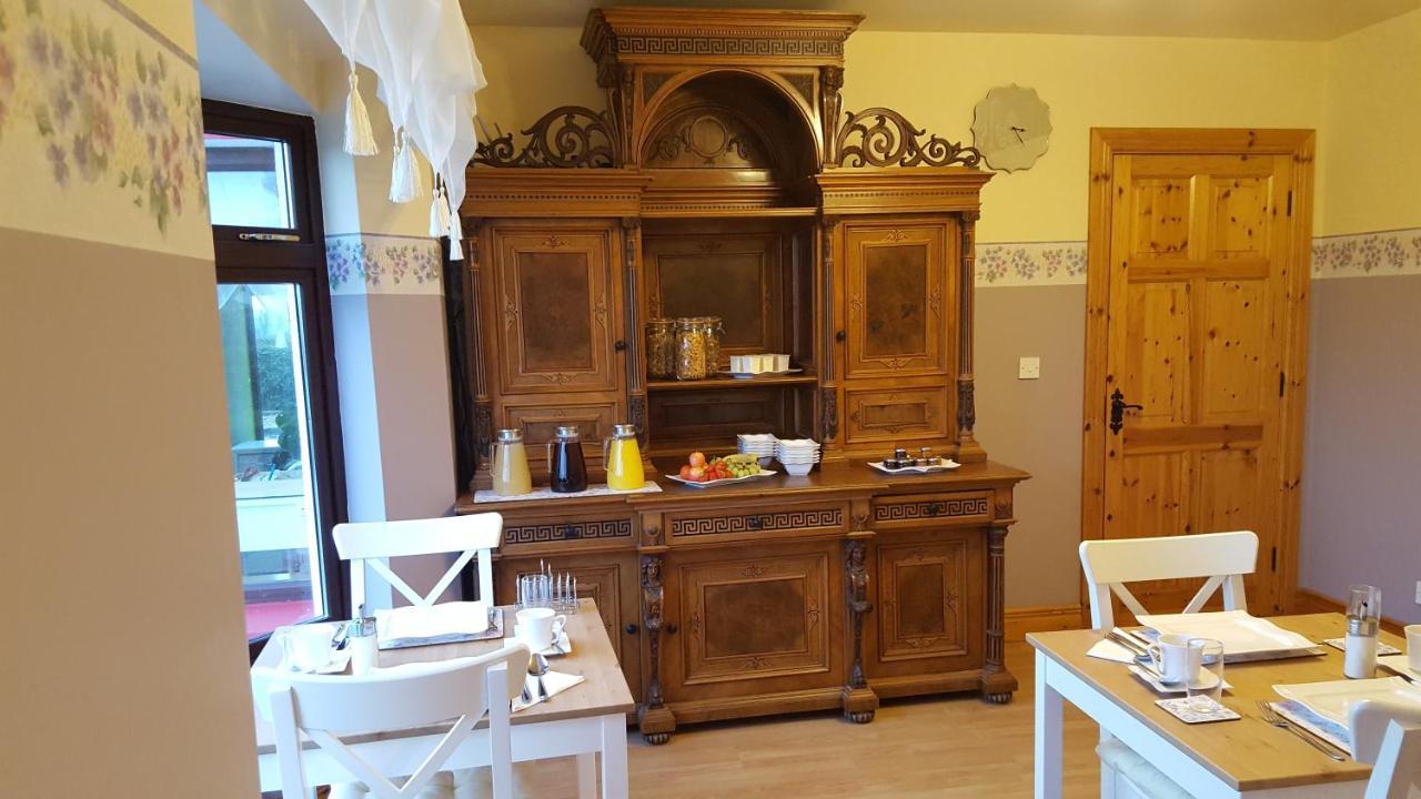 Headford Leroy'S Lodge מראה חיצוני תמונה