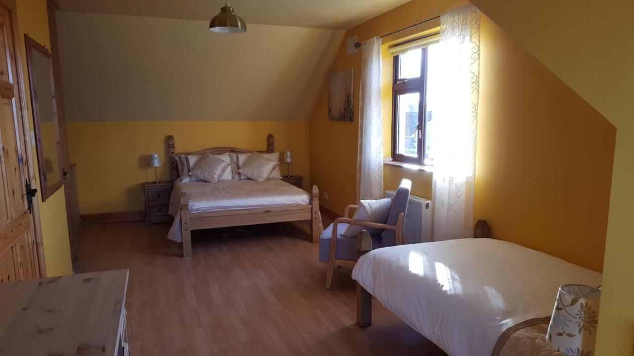 Headford Leroy'S Lodge מראה חיצוני תמונה